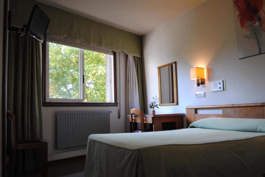 Hostal Palas Ла-Корунья Экстерьер фото