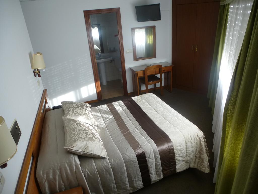 Hostal Palas Ла-Корунья Номер фото